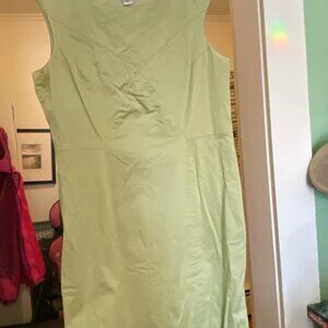 sleeveless dress